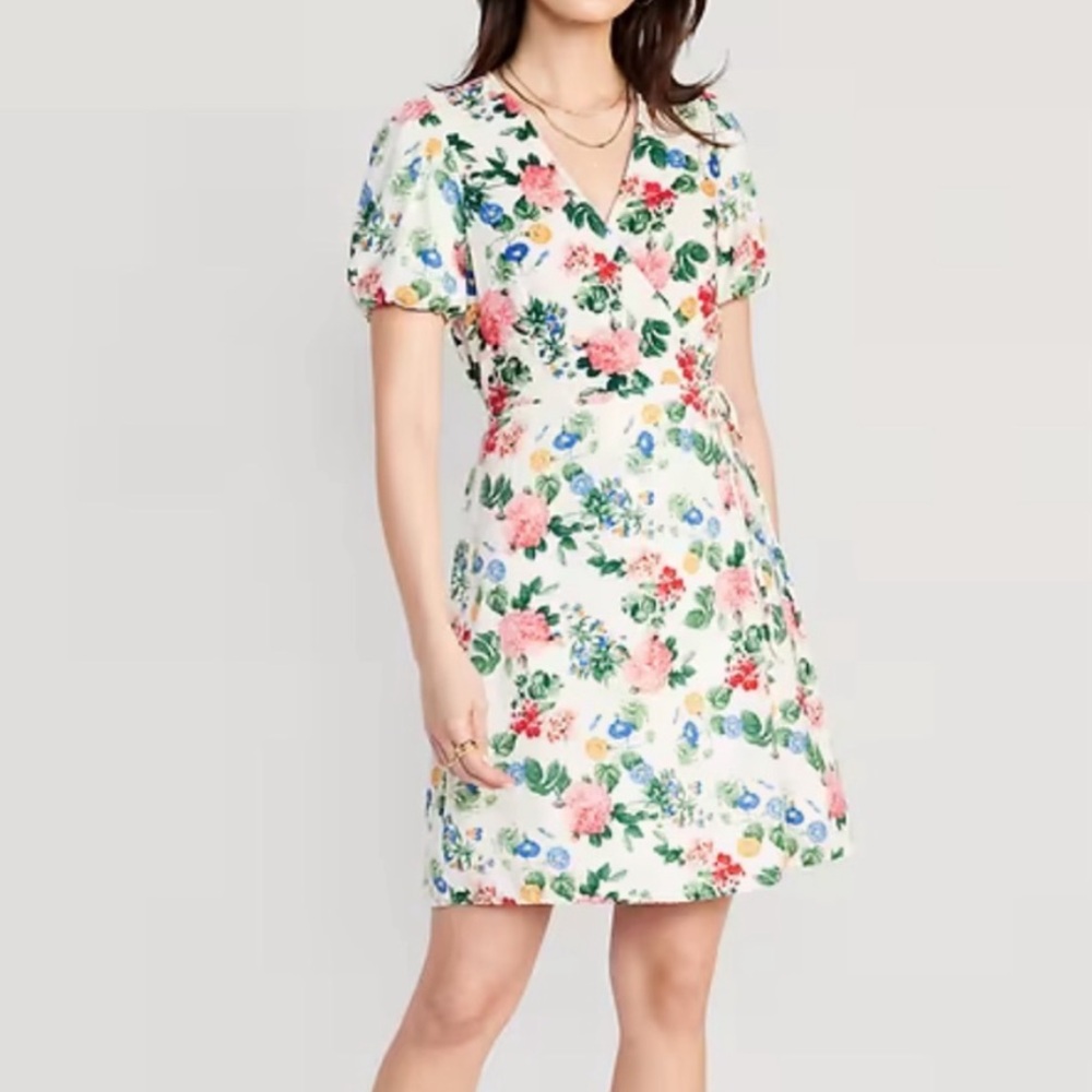 🆕 Old Navy Puff Sleeve Floral Wrap Dress Large